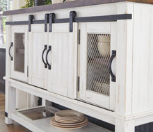 Valebeck Dining Room Set