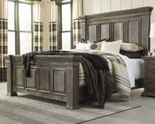 Wyndahl Panel Bed