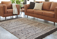 Kylin Medium Rug