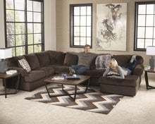 Jessa Place Sectional with Chaise