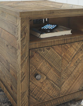 Grindleburg End Table
