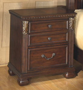 Leahlyn Nightstand