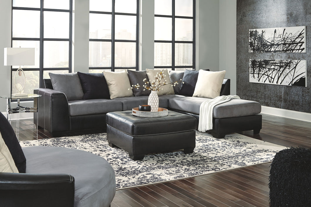 Jacurso Living Room Set