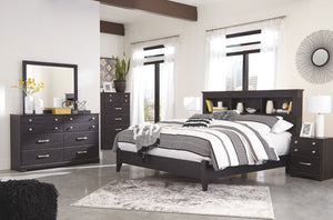 Reylow Bedroom Set