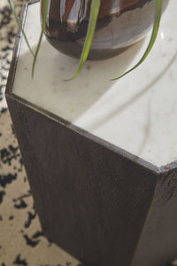 Nanfield Accent Table (Set of 2)