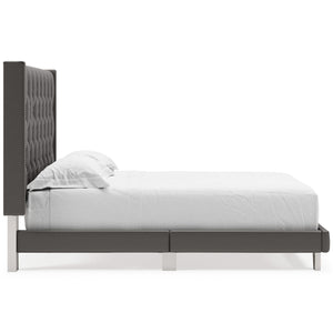 Vintasso Upholstered Bed