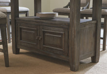 Wyndahl Dining Room Set