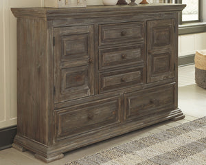 Wyndahl Dresser