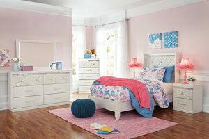 Dreamur Panel Bed