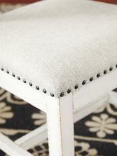 Valebeck Dining Room Set