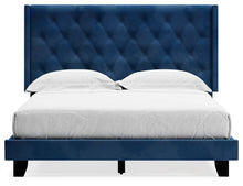 Vintasso Upholstered Bed