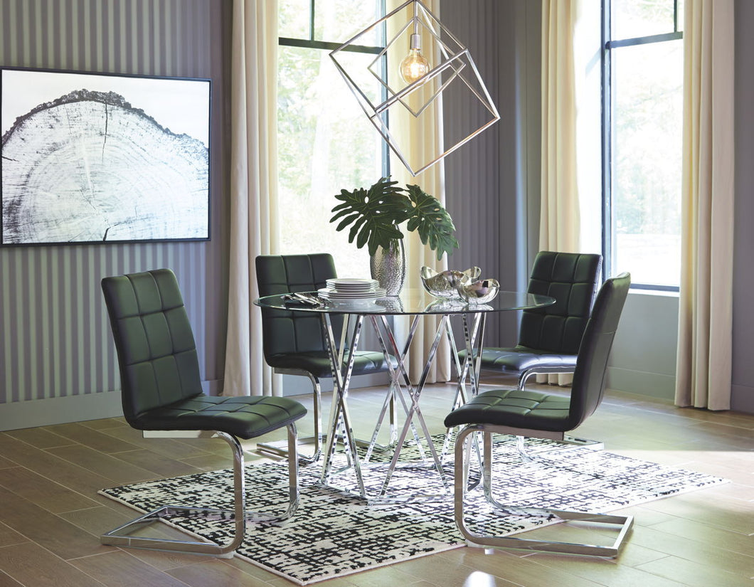 Madanere Dining Room Set