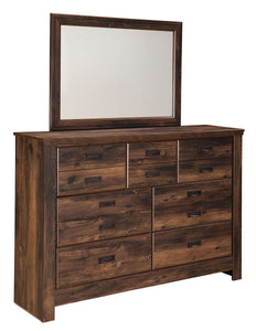 Quinden Bedroom Set