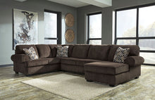 Jinllingsly Sectional with Chaise