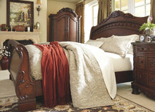 North Shore Sleigh Bed