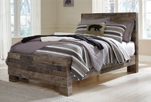 Derekson Panel Bed