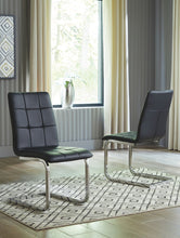 Madanere Dining Room Set