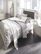 Lonnix Bedroom Set