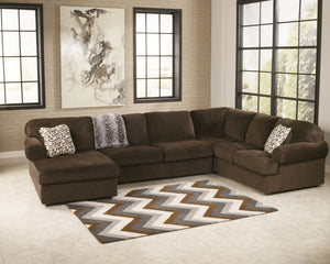 Jessa Place Sectional with Chaise