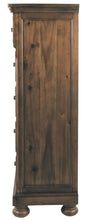Flynnter Chest of Drawers