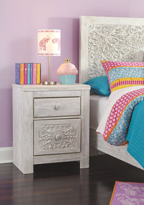 Paxberry Nightstand