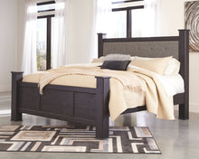 Reylow Bedroom Set