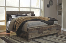 Derekson Bedroom Set