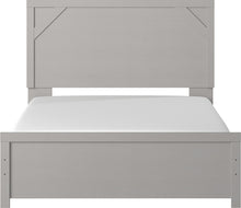 Cottenburg Panel Bed