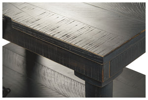 Dannerville Accent Table