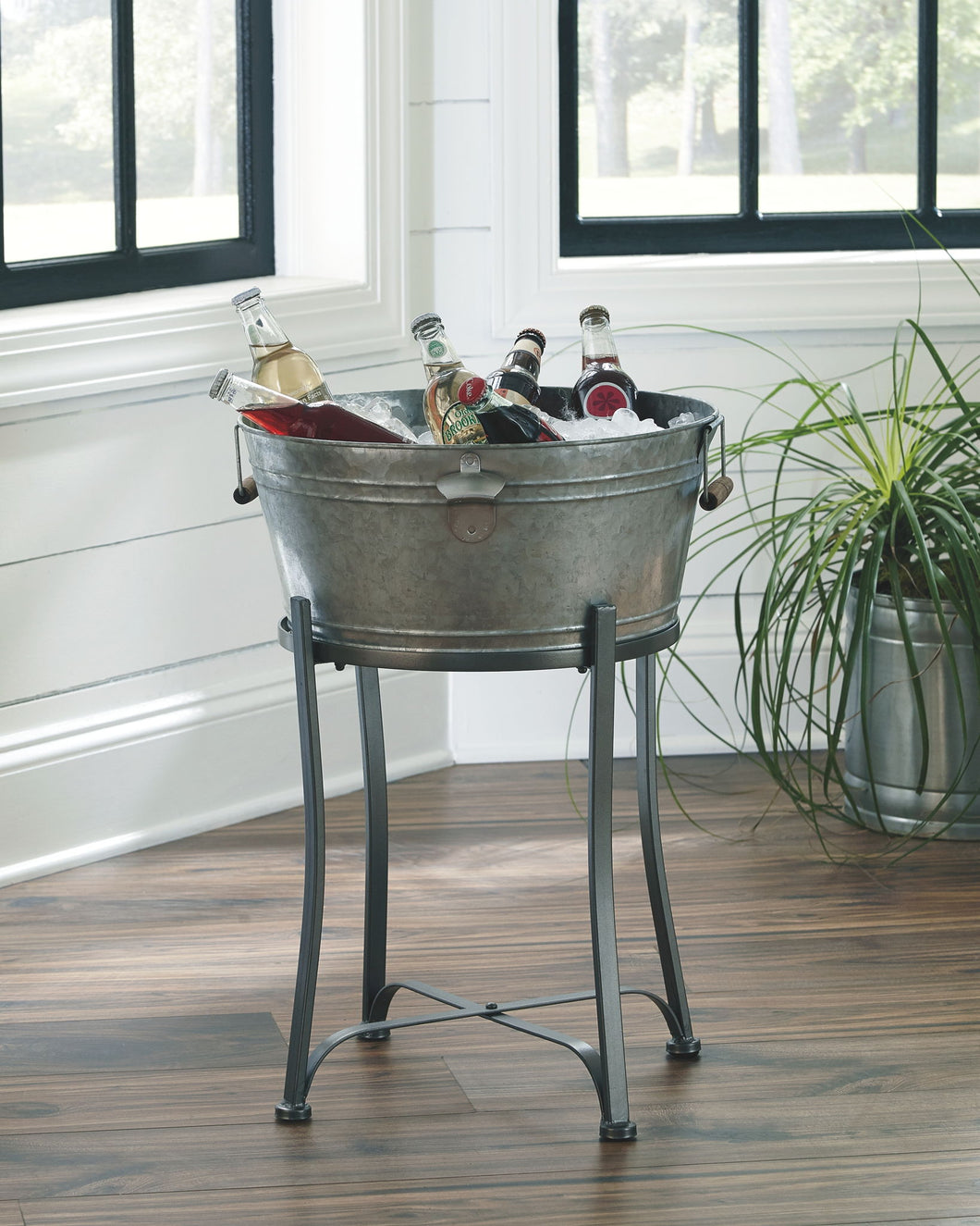 Valrock Beverage Tub