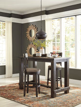 Drewing Dining Room Set