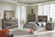 Derekson Bedroom Set