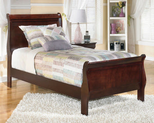 Alisdair Sleigh Bed