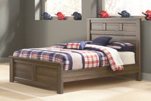 Juararo Panel Bed