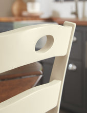 Woodanville Dining Room Set