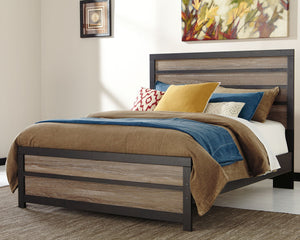 Harlinton Panel Bed