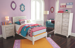 Paxberry Bedroom Set