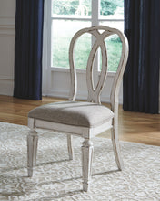 Realyn Dining Room Chair