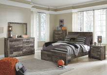 Derekson Bedroom Set