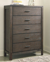 Dellbeck Bedroom Set