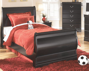 Huey Vineyard Sleigh Bed