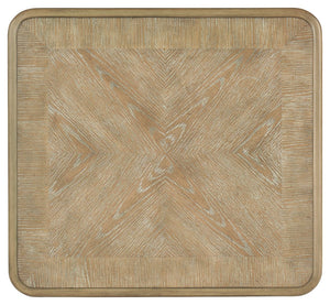 Realyn Table (Set of 3)