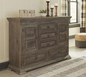 Wyndahl Dresser