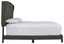 Vintasso Upholstered Bed