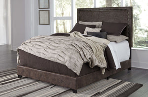 Dolante Upholstered Bed