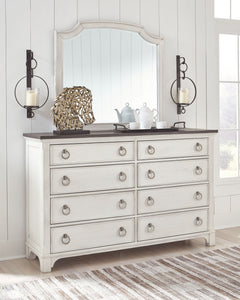 Nashbryn Dresser