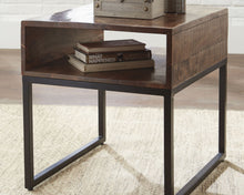 Hirvanton End Table