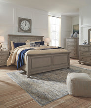 Lettner Panel Bed