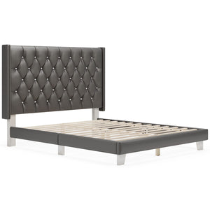 Vintasso Upholstered Bed