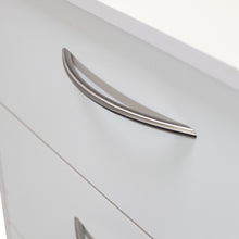 Flannia Chest of Drawers